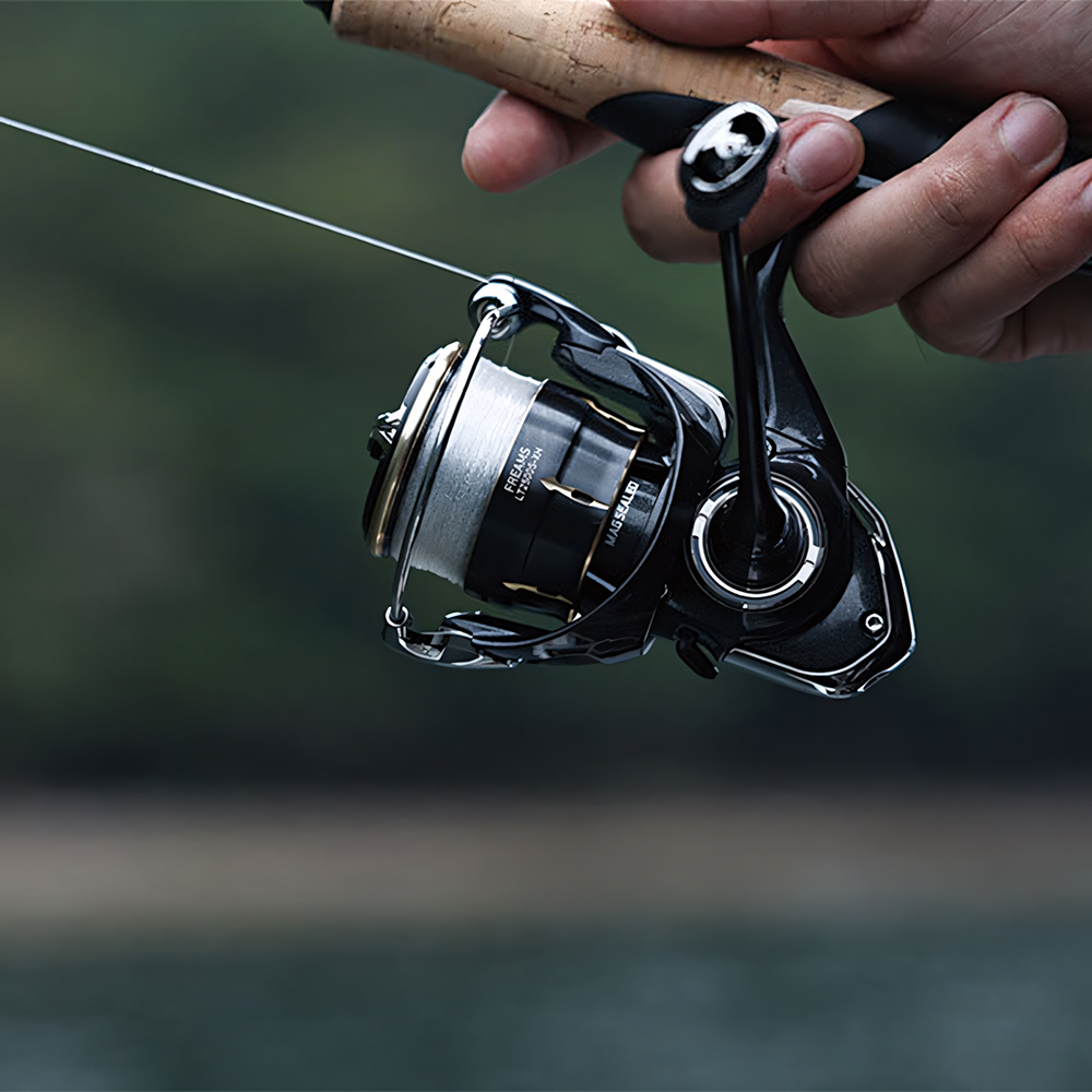 Carretilha de Pesca DAIWA FREA - Daiwa Reel Fuego avaliação e preço